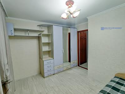квартира за адресою Янтарна вул., 40