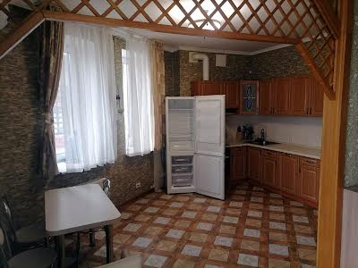квартира за адресою Нагірна вул., 15