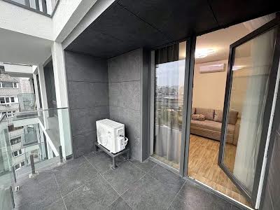 квартира за адресою Драгоманова вул., 31-А