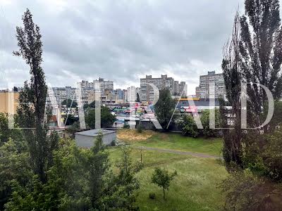 квартира за адресою Червоної Калини просп. (Володимира Маяковського), 8