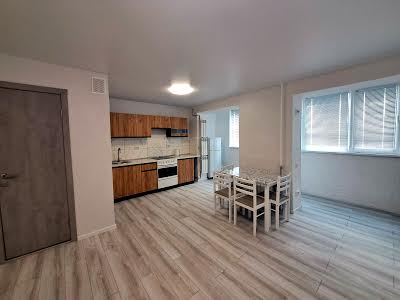 квартира за адресою Рубіновий бульв., 7
