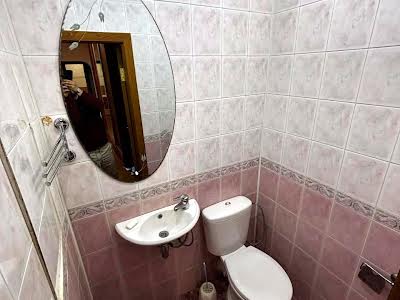 квартира за адресою Ревуцького вул., 5