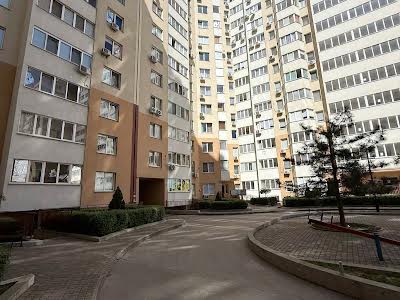 квартира за адресою Радужна вул., 22