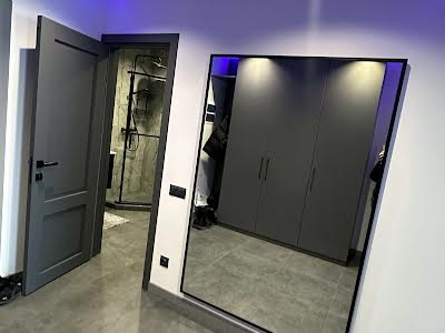 квартира по адресу Олександра Олеся ул., 5-А
