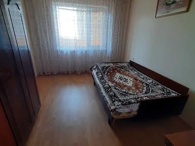 квартира за адресою Академіка Заболотного вул., 28