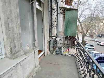 коммерческая по адресу Троицкая ул., 7
