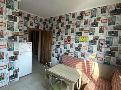 квартира за адресою Ялтинська, 22