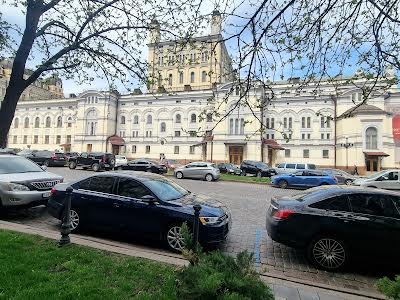 квартира за адресою Богдана Хмельницького вул., 50