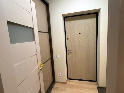 квартира за адресою Михайла Максимовича вул. (Онуфрія Трутенка), 26