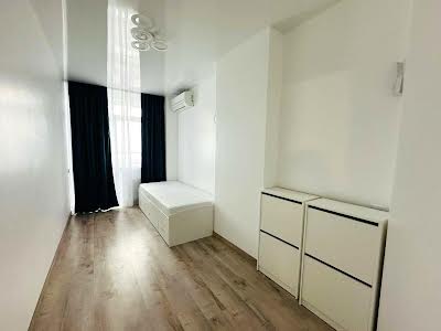 квартира за адресою Білоруська вул., 36А