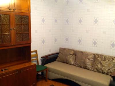 квартира за адресою Академіка Глушкова просп., 24
