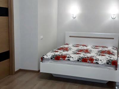 квартира за адресою Михайлівська вул., 8