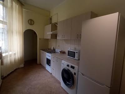 квартира за адресою Антона Головатого вул., 9