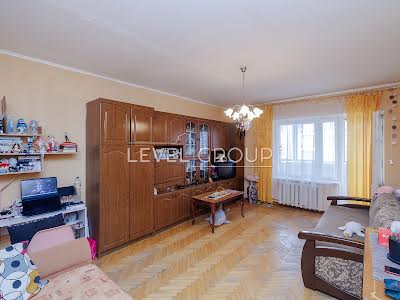 квартира за адресою Василя Тютюнника вул. (Анрі Барбюса), 56
