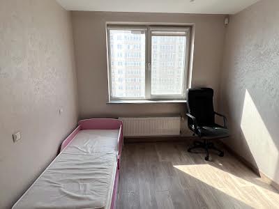 квартира за адресою Перлинна вул., 3