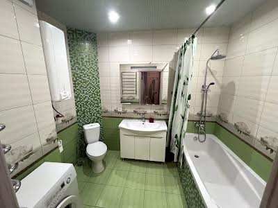 квартира за адресою Драгоманова вул., 2-Б