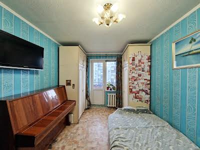 квартира за адресою Пантелеймона Куліша вул. (Челябінська), 15