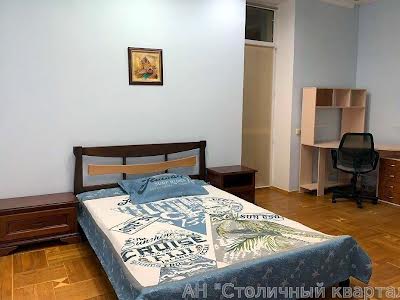 квартира за адресою Старонаводницька вул., 4-В