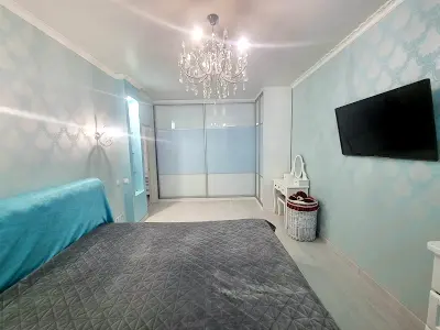 квартира по адресу Семьи Кульженков ул. (Дегтяренко Петра), 35