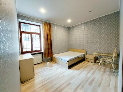 квартира за адресою Гетьмана Петра Дорошенка вул. (), 66