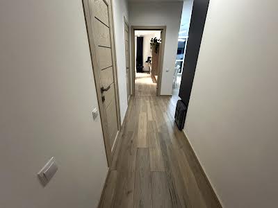 квартира за адресою Приозерний бульв., 5