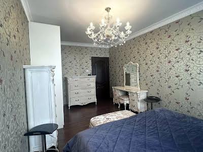 квартира за адресою Урлівська вул., 30