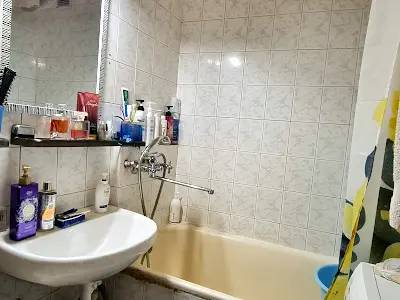 квартира за адресою Леся Курбаса просп., 10-Б