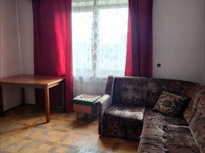 квартира по адресу Урожайная ул., 16