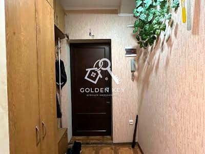 квартира за адресою Світальського, 18