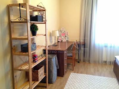 квартира за адресою Ніжинська вул., 5