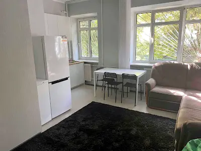 квартира за адресою Набережно-Лугова вул., 5