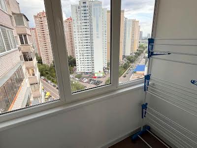квартира за адресою Сортувальна вул., 4