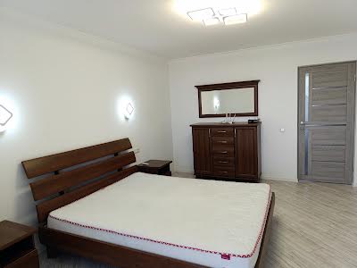 квартира за адресою Петра Маланюка вул., 1