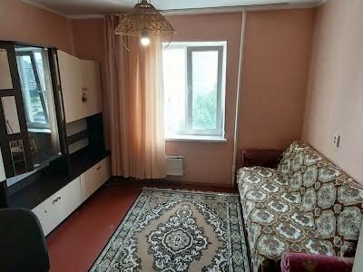 квартира за адресою Ревуцького вул., 13