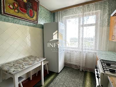 квартира по адресу Олени Теліги ул., 7