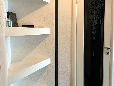 квартира за адресою Регенераторна вул., 4