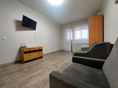 квартира за адресою Петра Григоренка просп., 27