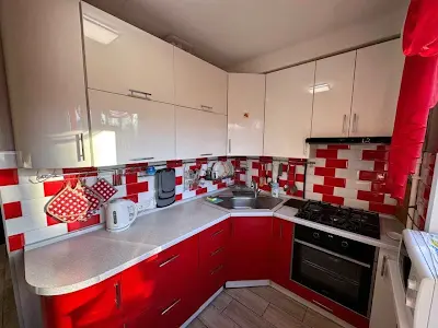 квартира по адресу Строителей ул., 12-Б