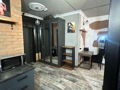 квартира за адресою Кадетський Гай вул., 8