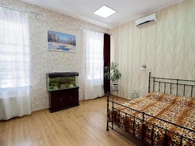 квартира за адресою Базарна вул., 34