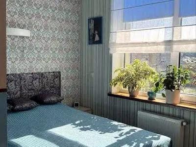 квартира за адресою Івана Величковського вул., 7