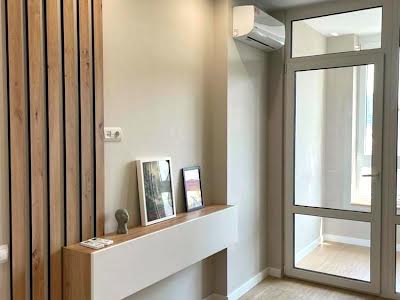 квартира за адресою Митрополита Василя Липківського вул. (Урицького), 38