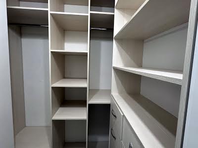 квартира за адресою Драгоманова вул., 2А