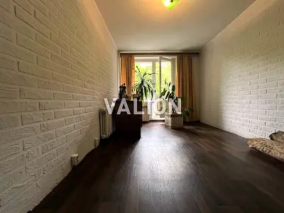 квартира за адресою Зодчих вул., 68/2