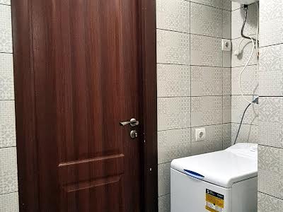 квартира за адресою Софії Русової вул., 7