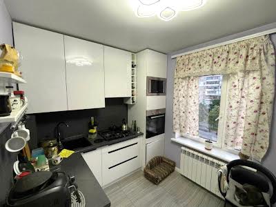 квартира за адресою Архітектора Вербицького вул., 34
