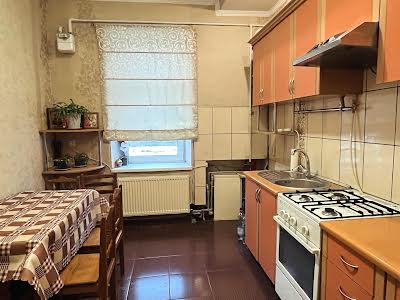 квартира по адресу Ровненская ул., 74