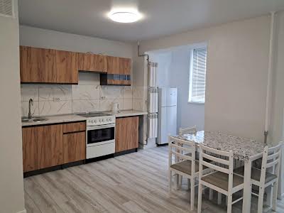 квартира за адресою Рубіновий бульв., 7