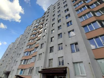 квартира по адресу Будівельників ул., 4