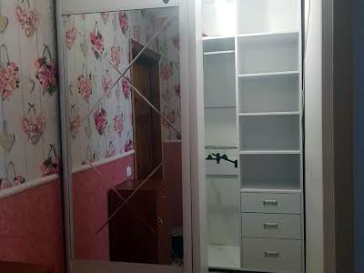 квартира за адресою Івана Миколайчука вул. (Серафимовича), 5